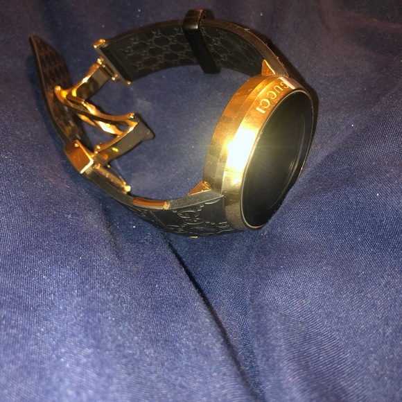 Gold Gucci Digital Watch - Picture 3 of 5